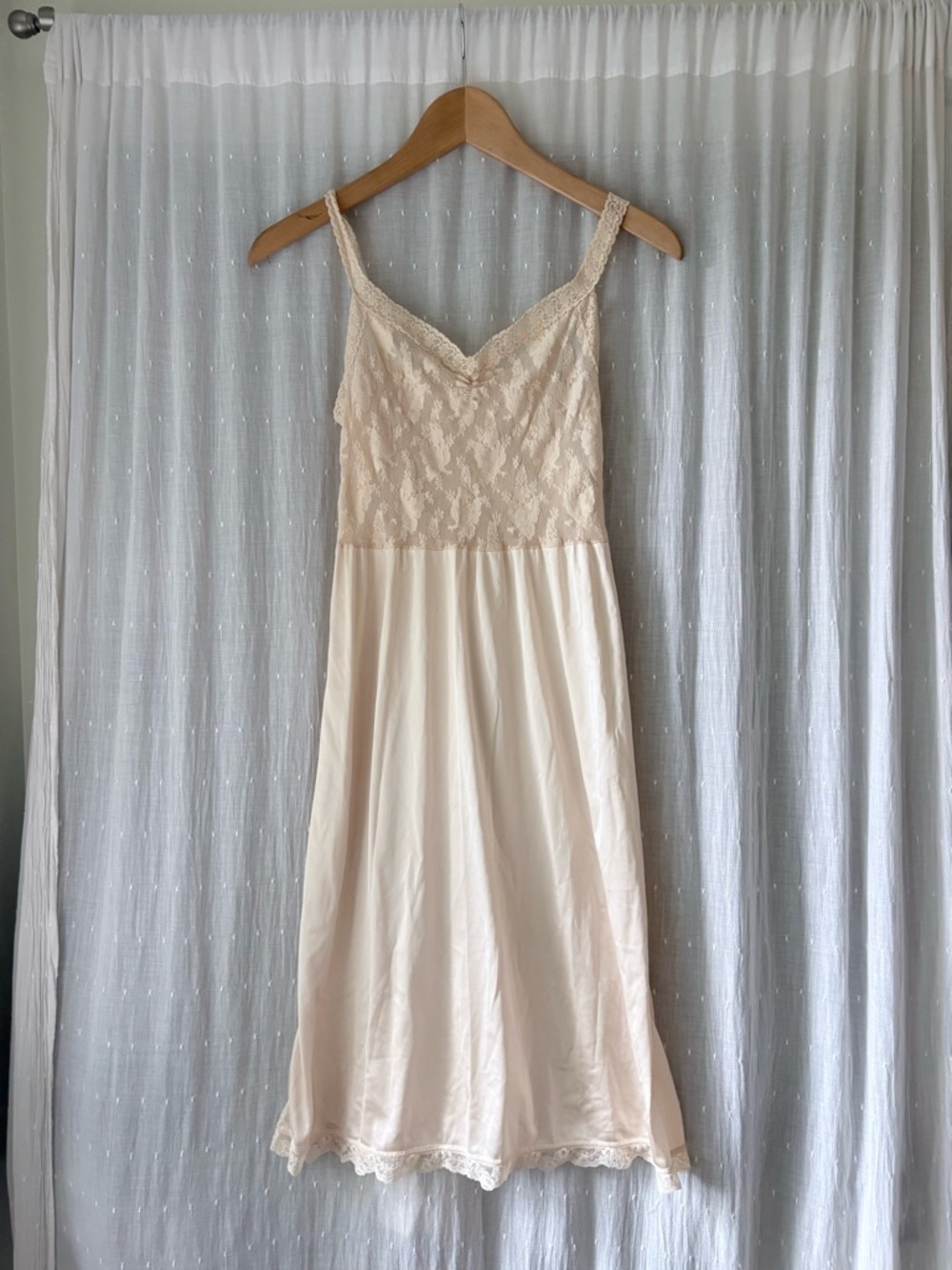 Vintage Vanity Fair Ivory Lace-Top Slip Dress Size 34 L